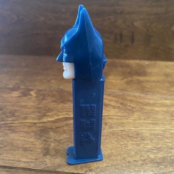 PEZ Vintage Batman Pez Candy Dispenser - Picture 3 of 4